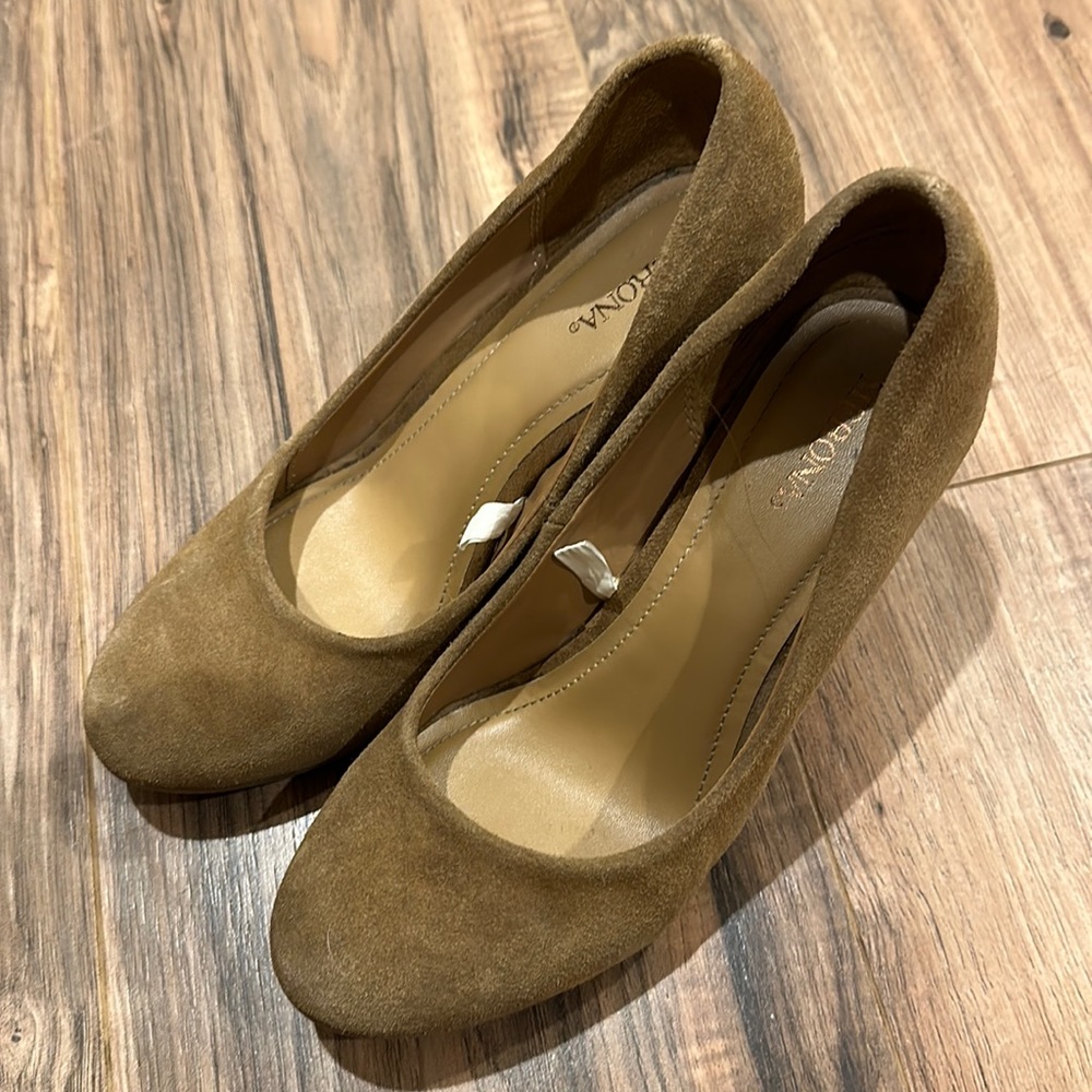 Merona wedge heels tan